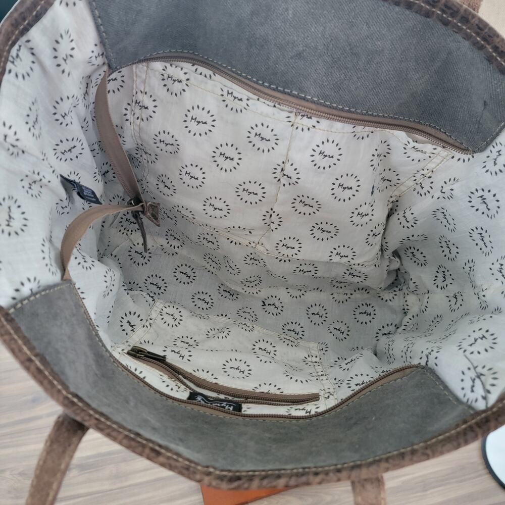 Myra Bag Aztec Pattern Shoulder Bag With Brown Ac… - image 3